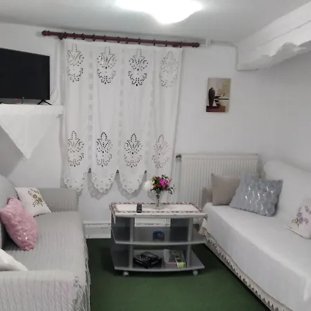 μαργαρίτα Apartment Avlonarion